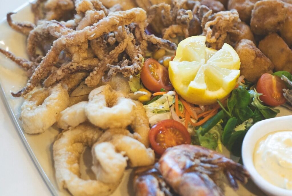 Fritura de pescados en Gambrinus Don Benito